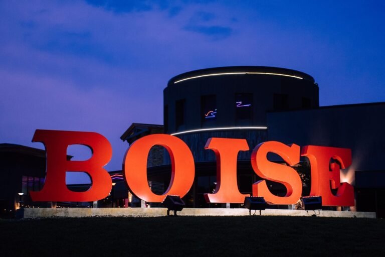 Boise Idaho skyline for business phone system providers in the Boise metro area.